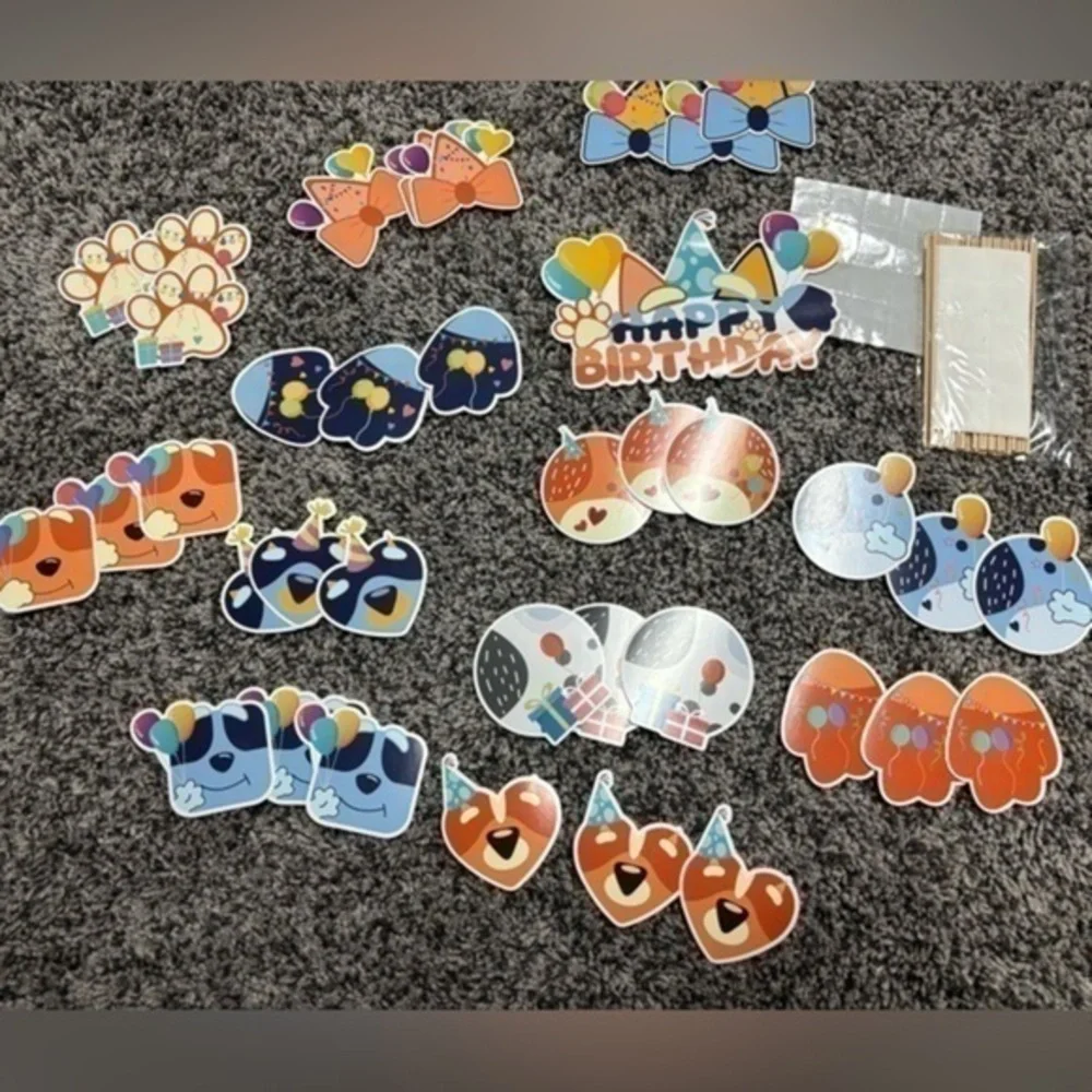 New Bluey cake/ cupcake toppers